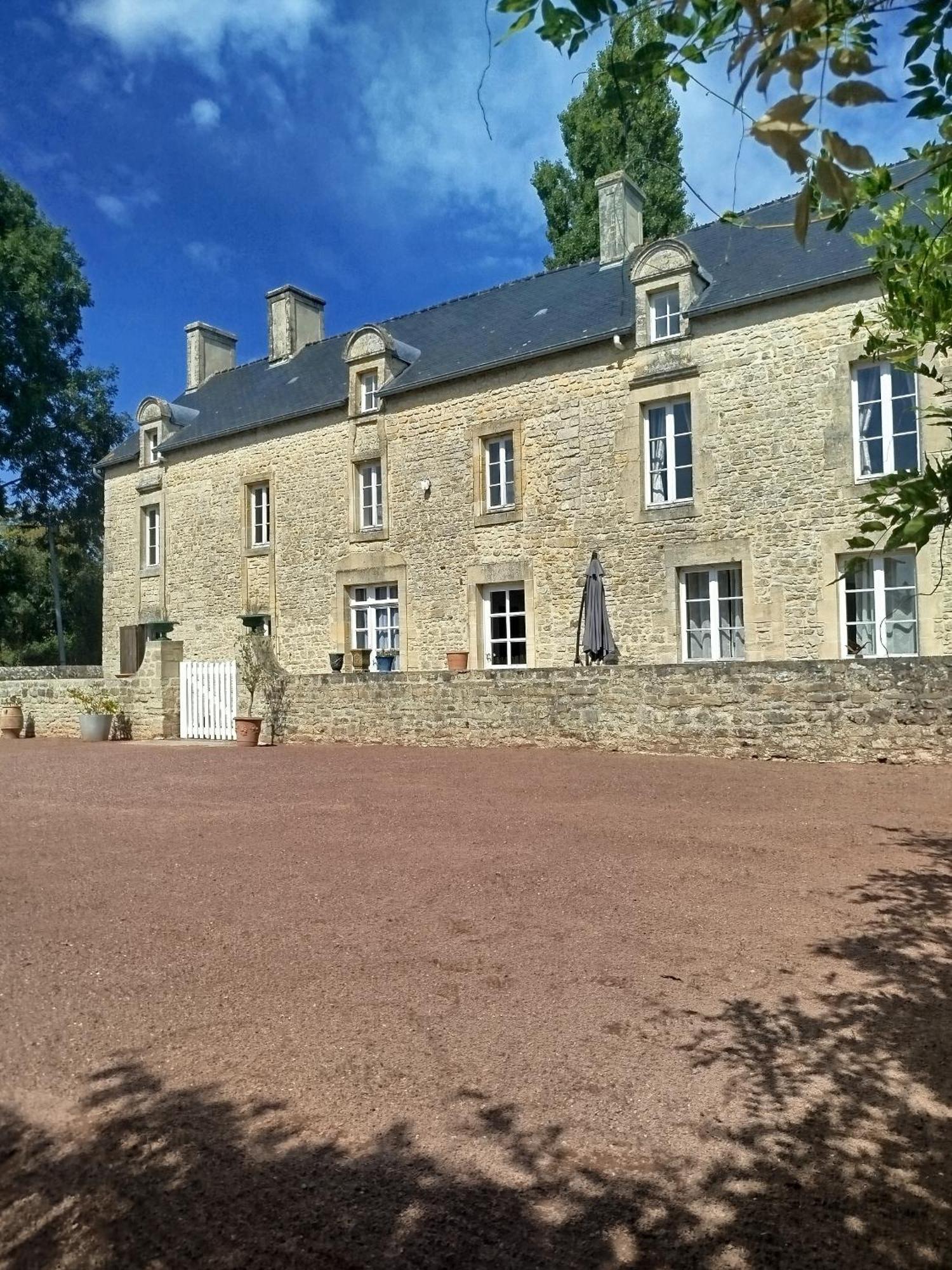 Maison De Charme Tour-en-Bessin المظهر الخارجي الصورة